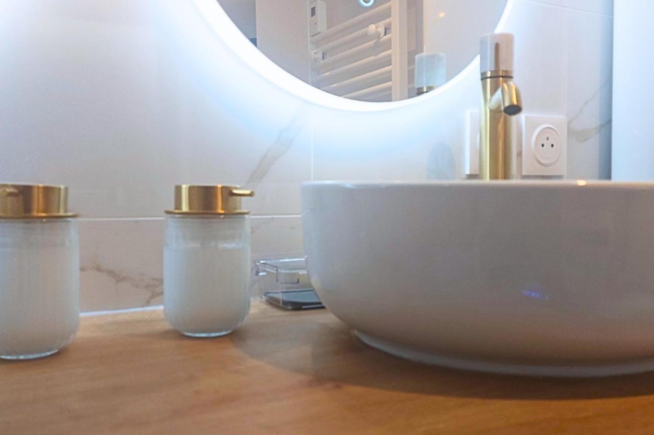 Artgold * Logement Haut De Gamme Spa Roanne Bagian luar foto